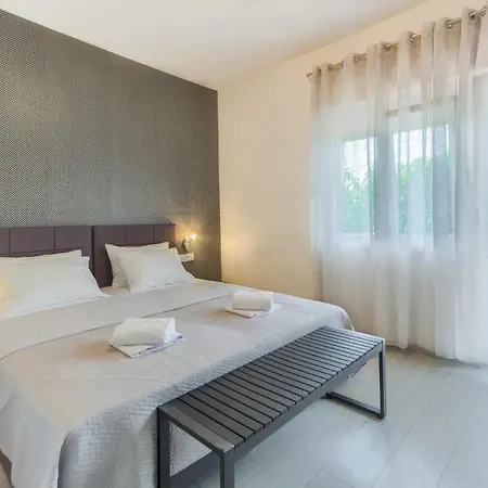 Apartment Bircic Kastela